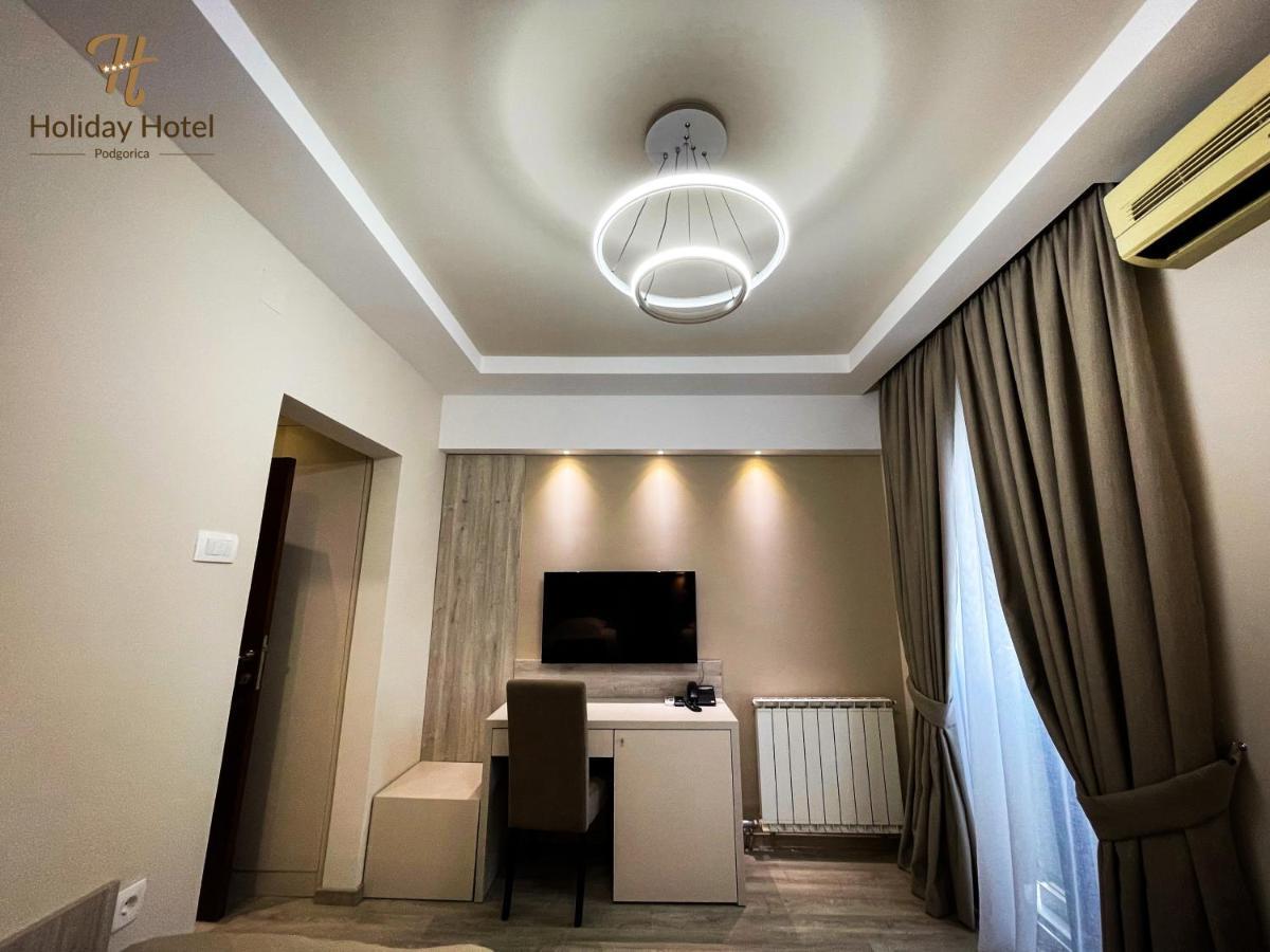 Hotel Holiday Podgorica Extérieur photo