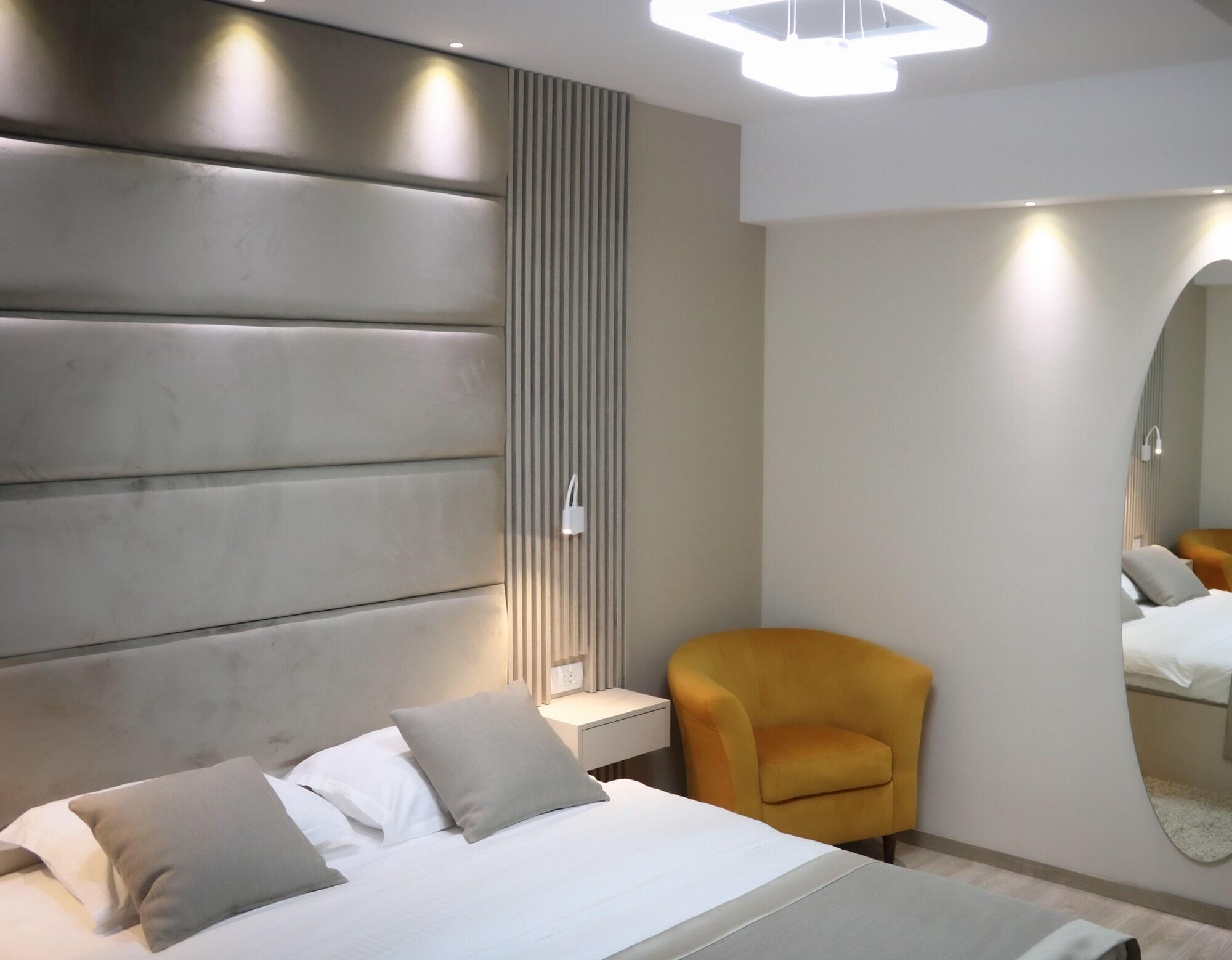 Hotel Holiday Podgorica Extérieur photo