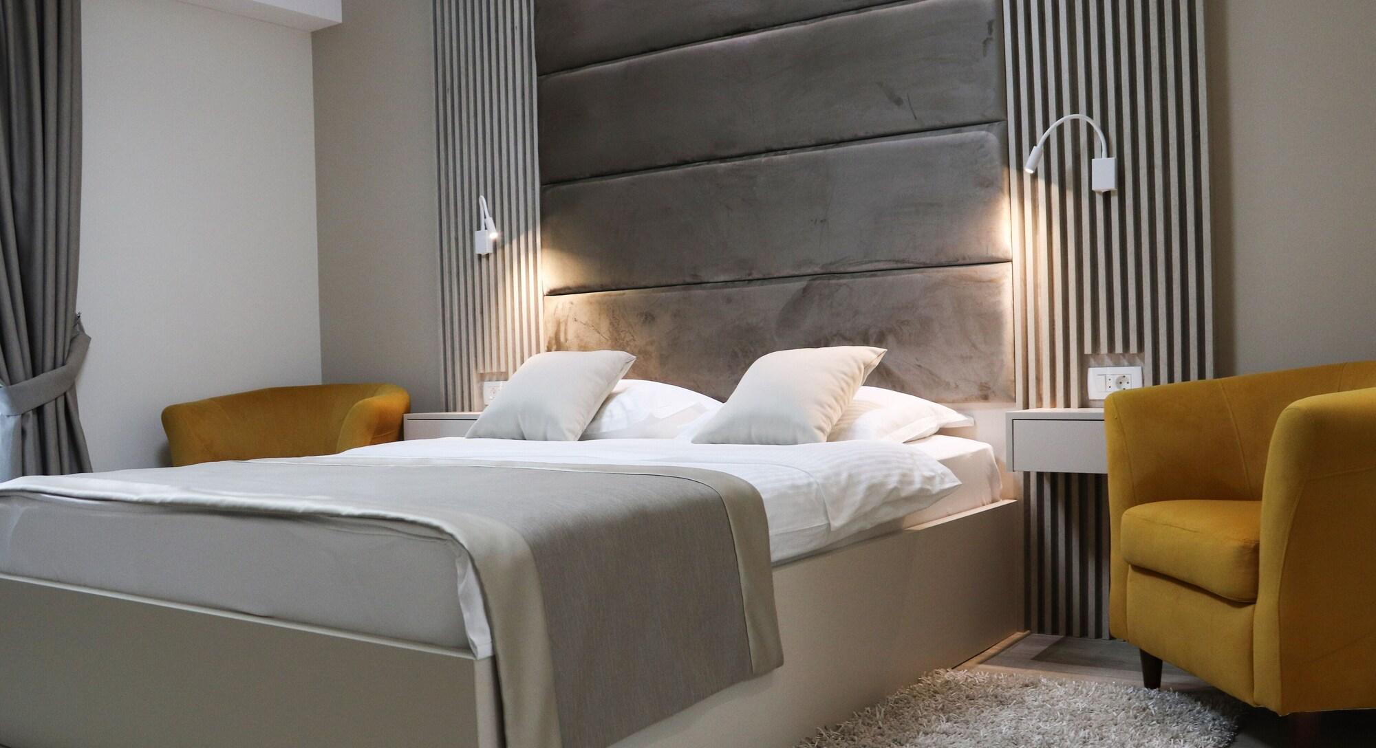 Hotel Holiday Podgorica Extérieur photo